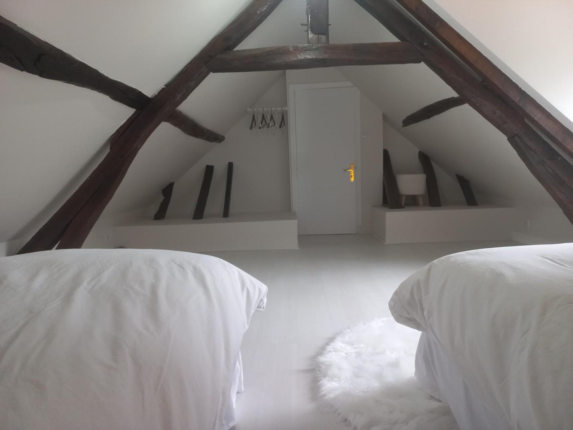 La Ferme Du Bonheur Homestay Nouzilly